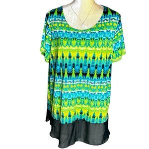 Sunny Leigh Abstract Top Sz 1X Green Yellow Short Sleeves Scoop Neck Black Trim